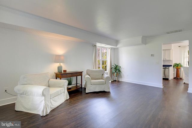 3513 OAK DR, Edgewater, MD 21037