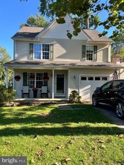 3513 OAK DR, Edgewater, MD 21037
