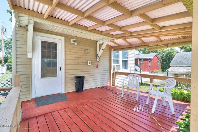 9 1/2 Museum Lane, Waterford, NY 12188