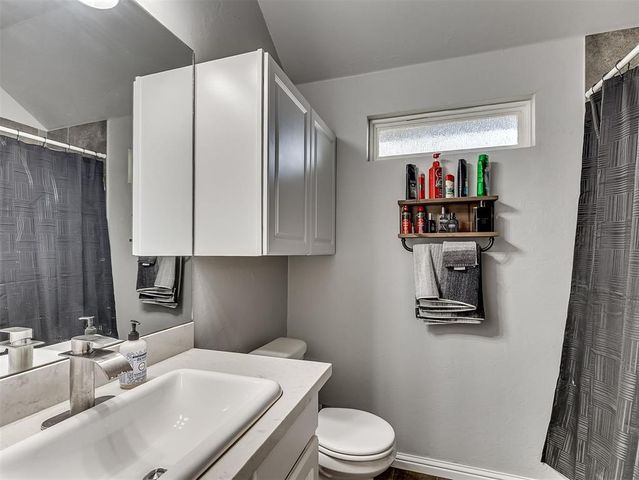 625 Canyon Creek Lane, Guthrie, OK 73044