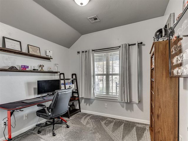 625 Canyon Creek Lane, Guthrie, OK 73044