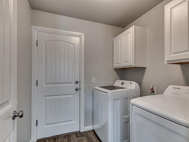 625 Canyon Creek Lane, Guthrie, OK 73044