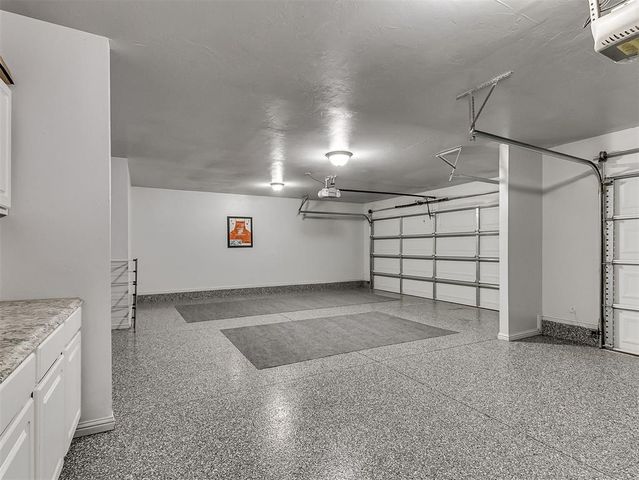 625 Canyon Creek Lane, Guthrie, OK 73044