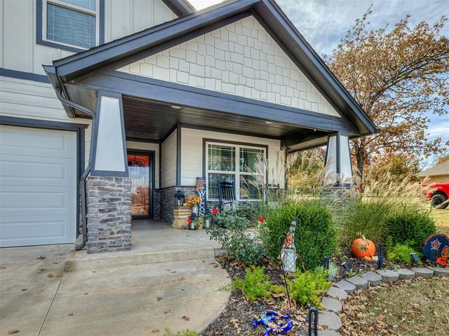 625 Canyon Creek Lane, Guthrie, OK 73044