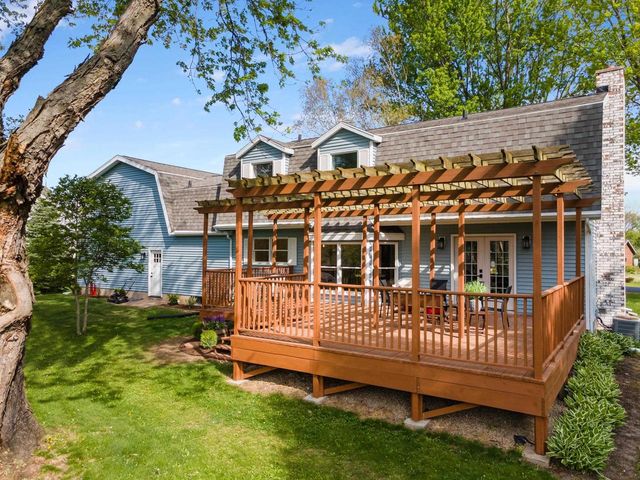 3519 Swansee Ridge, Sun Prairie, WI 53590