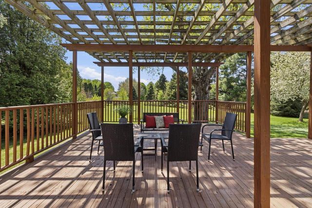 3519 Swansee Ridge, Sun Prairie, WI 53590