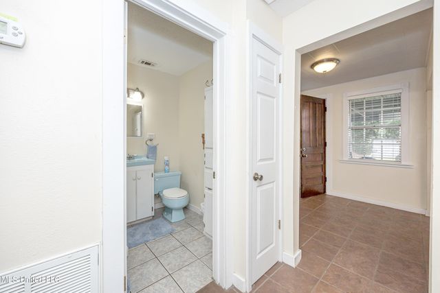 1815 Cherubusco Street, Pascagoula, MS 39567