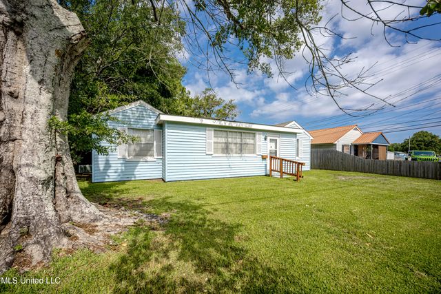 1815 Cherubusco Street, Pascagoula, MS 39567