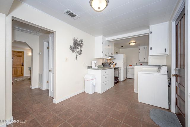 1815 Cherubusco Street, Pascagoula, MS 39567