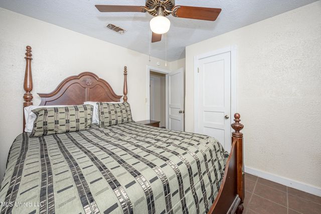 1815 Cherubusco Street, Pascagoula, MS 39567