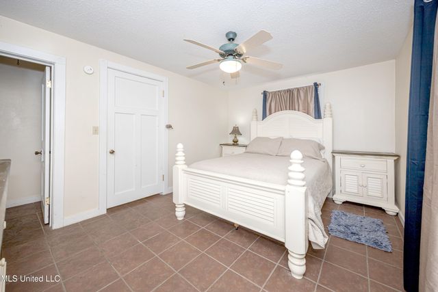 1815 Cherubusco Street, Pascagoula, MS 39567