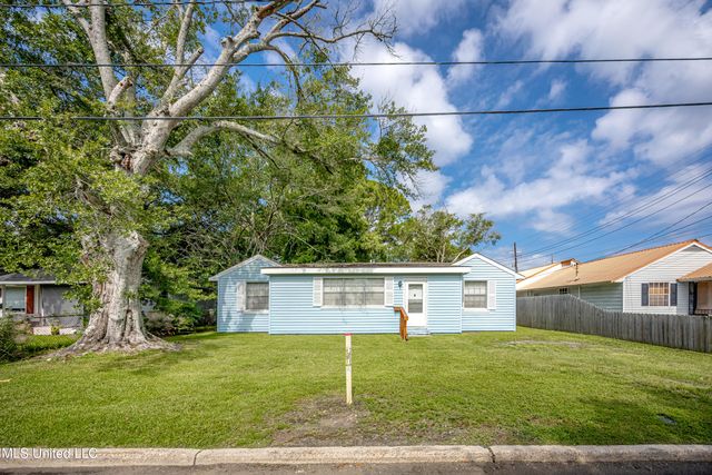 1815 Cherubusco Street, Pascagoula, MS 39567