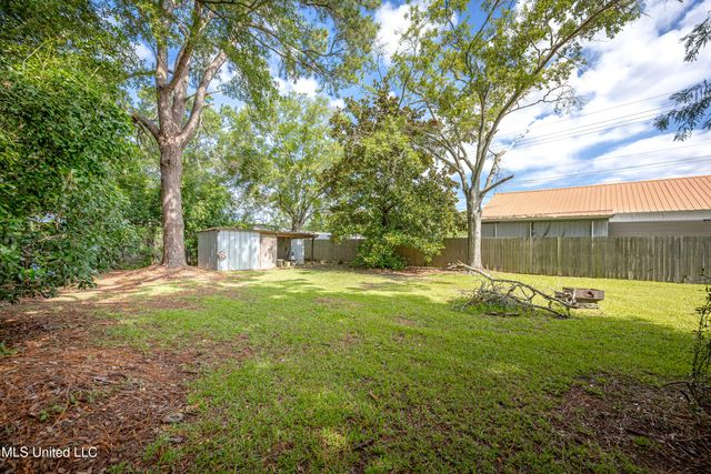 1815 Cherubusco Street, Pascagoula, MS 39567