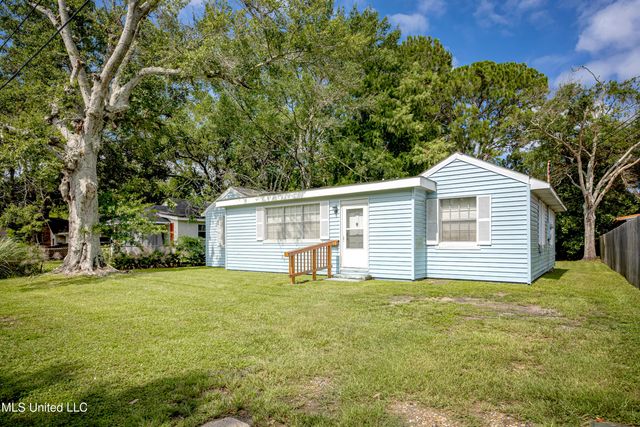 1815 Cherubusco Street, Pascagoula, MS 39567