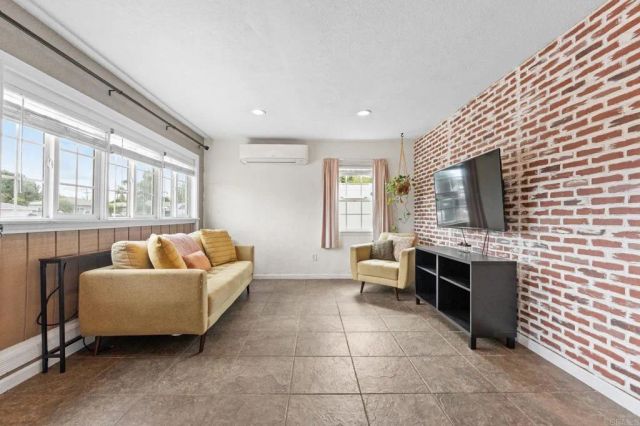 1248 Dawnridge Avenue, El Cajon, CA 92021