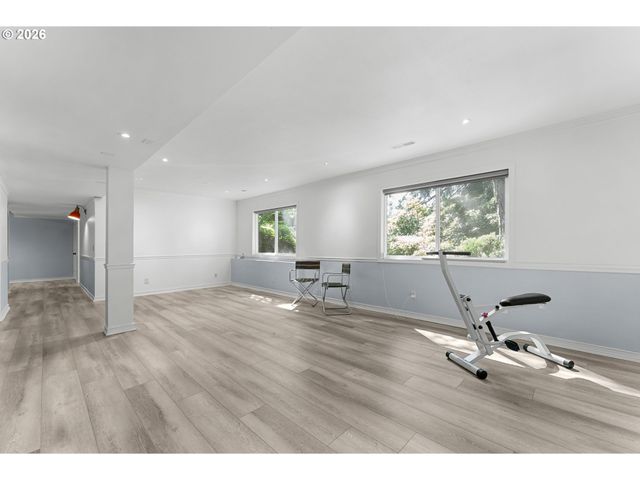3220 Sw 66TH Ave, Portland, OR 97225