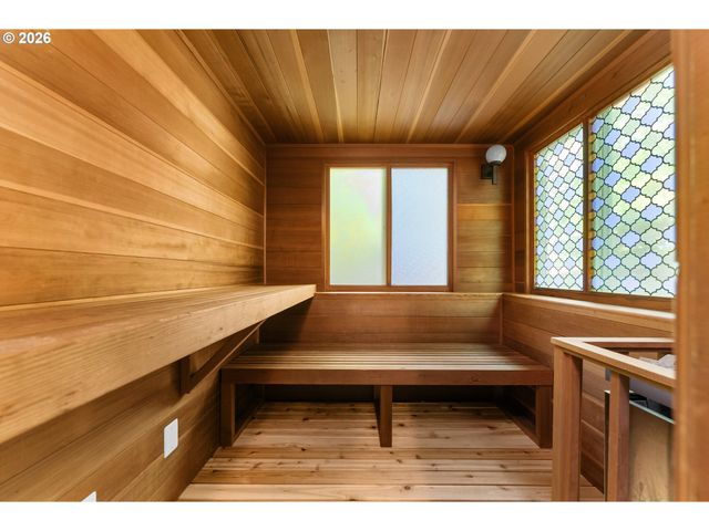 3220 Sw 66TH Ave, Portland, OR 97225