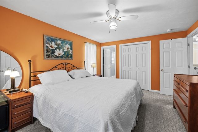 30 Minot Ave, Wareham, MA 02571