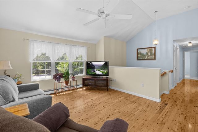 30 Minot Ave, Wareham, MA 02571