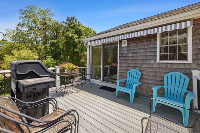 30 Minot Ave, Wareham, MA 02571