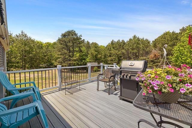30 Minot Ave, Wareham, MA 02571
