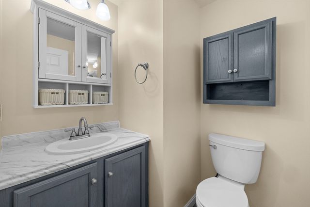 30 Minot Ave, Wareham, MA 02571