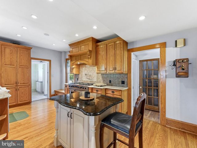 229 N MAIN ST, Woodstown, NJ 08098