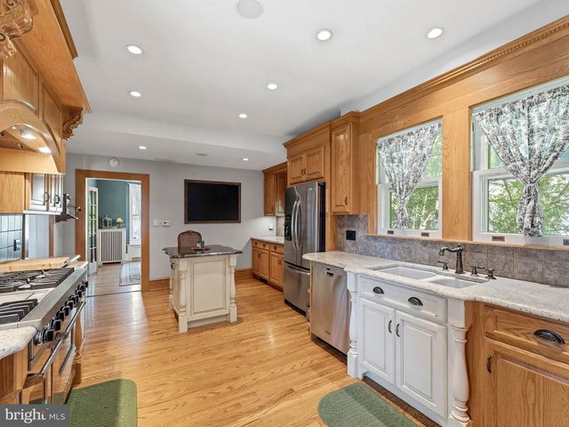 229 N MAIN ST, Woodstown, NJ 08098