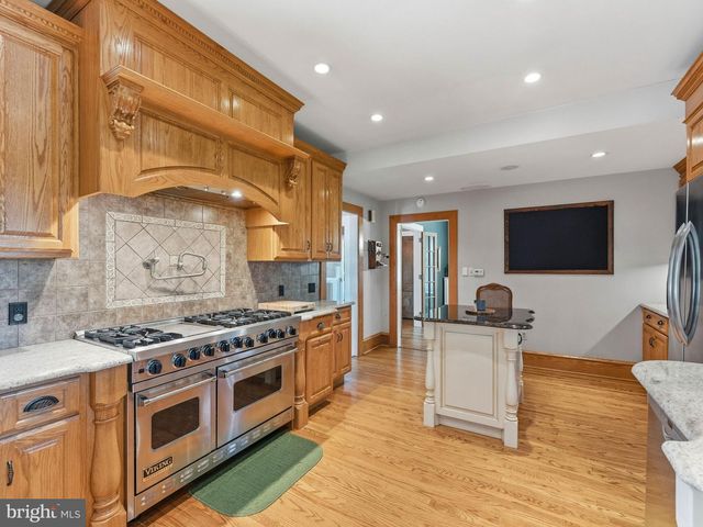 229 N MAIN ST, Woodstown, NJ 08098