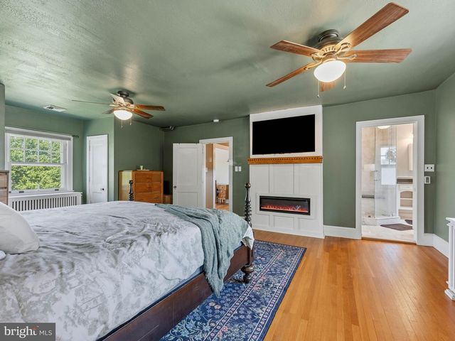 229 N MAIN ST, Woodstown, NJ 08098