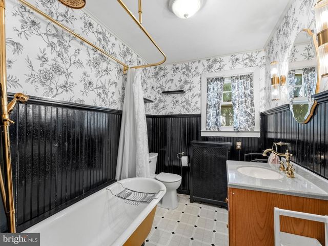 229 N MAIN ST, Woodstown, NJ 08098