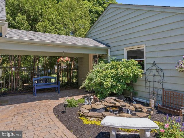 229 N MAIN ST, Woodstown, NJ 08098