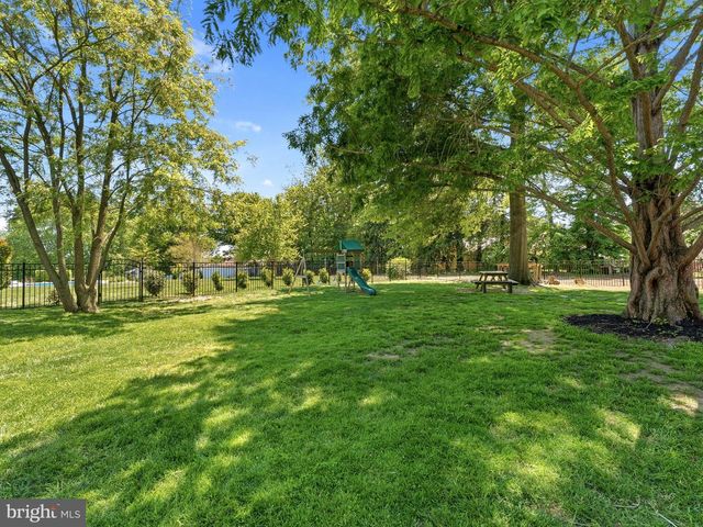 229 N MAIN ST, Woodstown, NJ 08098