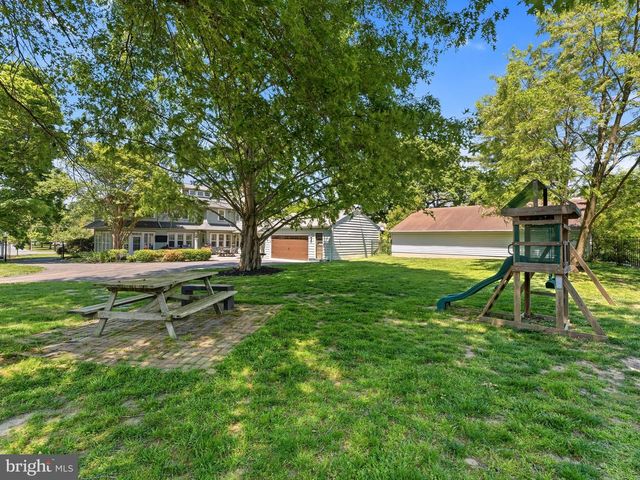 229 N MAIN ST, Woodstown, NJ 08098