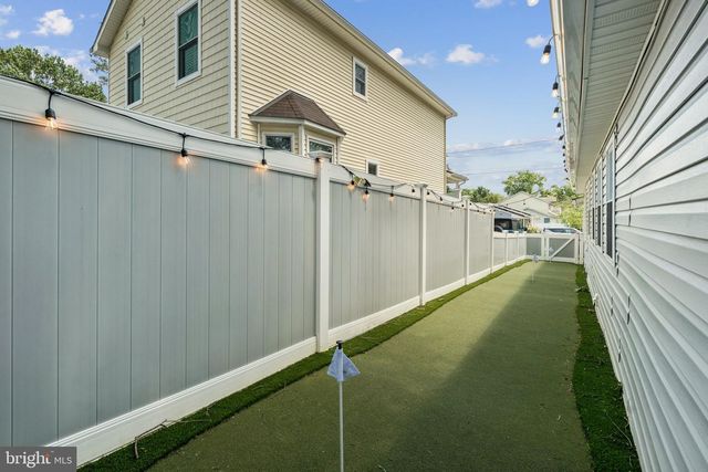 418 SILVER RUN RD, Edgewater, MD 21037