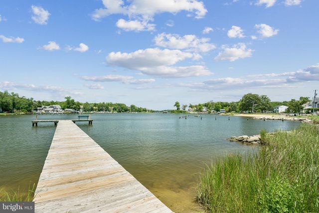 418 SILVER RUN RD, Edgewater, MD 21037