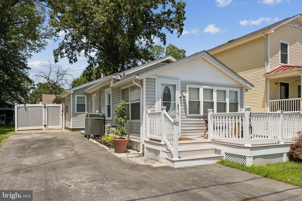 418 SILVER RUN RD, Edgewater, MD 21037