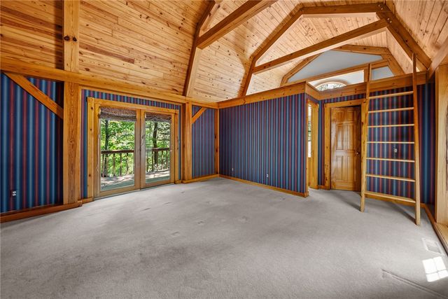 11932 White Oak Drive, Garfield, AR 72732