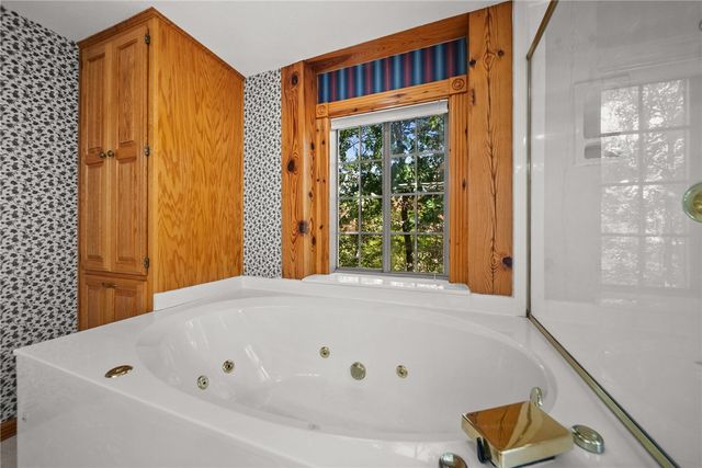 11932 White Oak Drive, Garfield, AR 72732