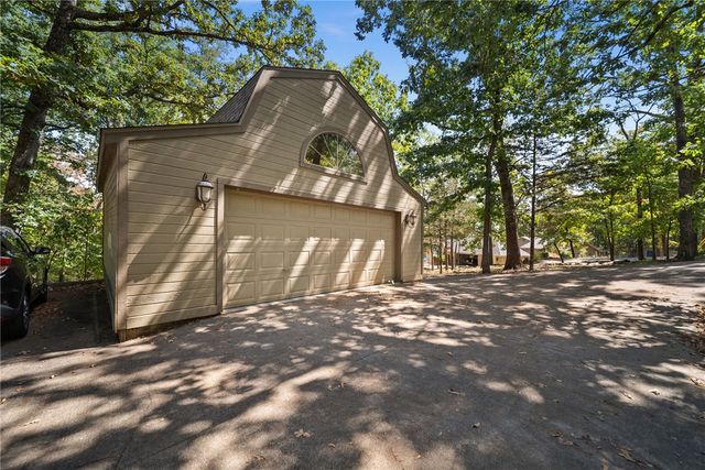 11932 White Oak Drive, Garfield, AR 72732