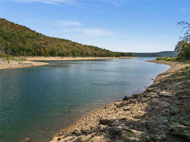 11932 White Oak Drive, Garfield, AR 72732