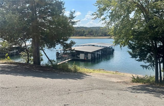 11932 White Oak Drive, Garfield, AR 72732