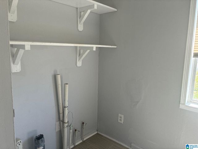 42 4TH AVENUE SE, Graysville, AL 35073