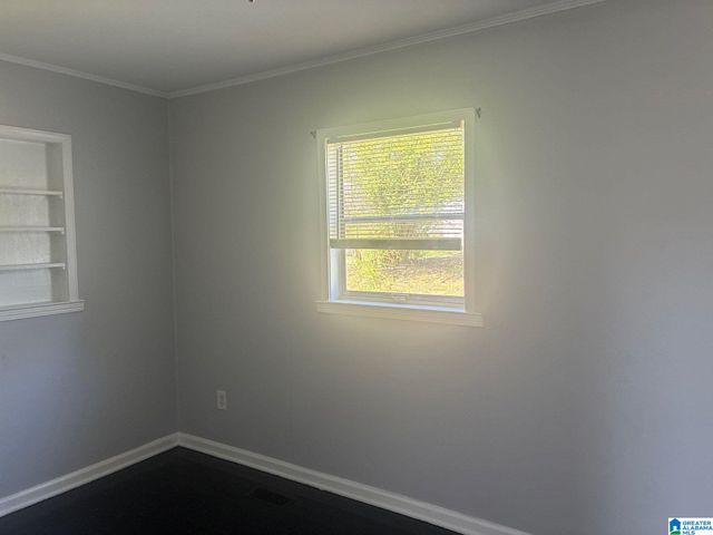 42 4TH AVENUE SE, Graysville, AL 35073