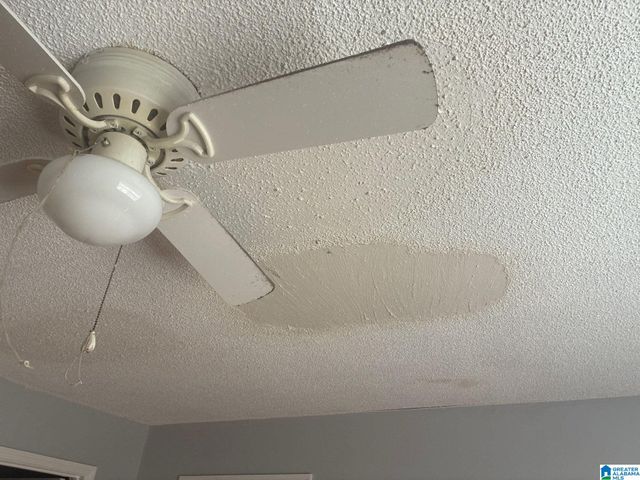 42 4TH AVENUE SE, Graysville, AL 35073