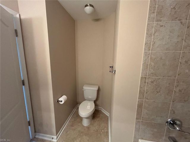 4933 Travertine AVE 31 C, Virginia Beach, VA 23462