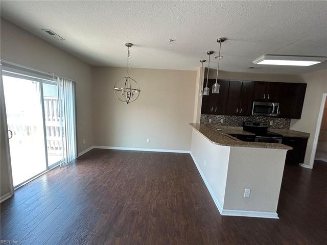 4933 Travertine AVE 31 C, Virginia Beach, VA 23462