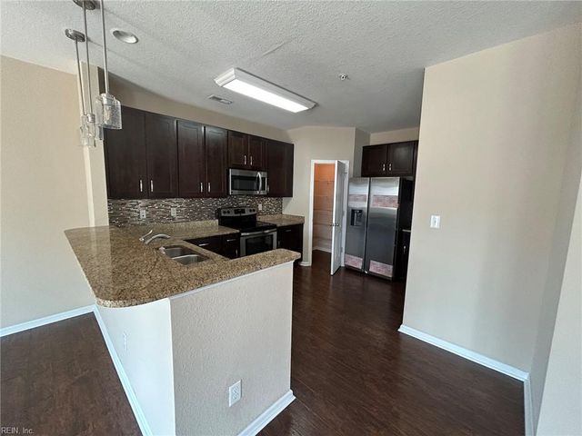4933 Travertine AVE 31 C, Virginia Beach, VA 23462