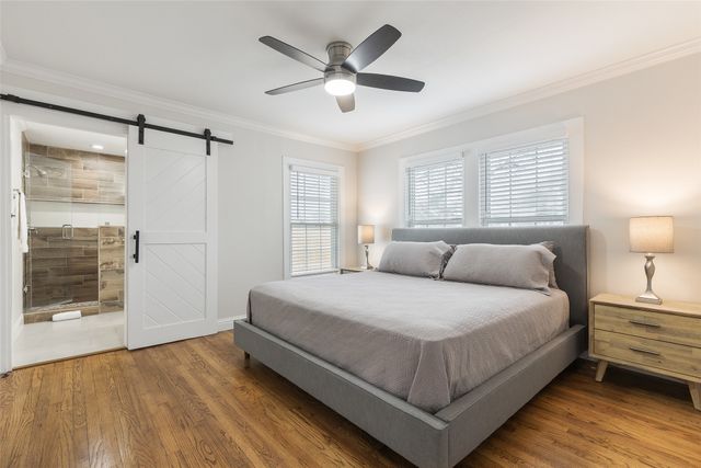 4535 Calmont Avenue, Fort Worth, TX 76107
