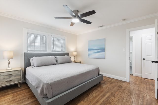 4535 Calmont Avenue, Fort Worth, TX 76107